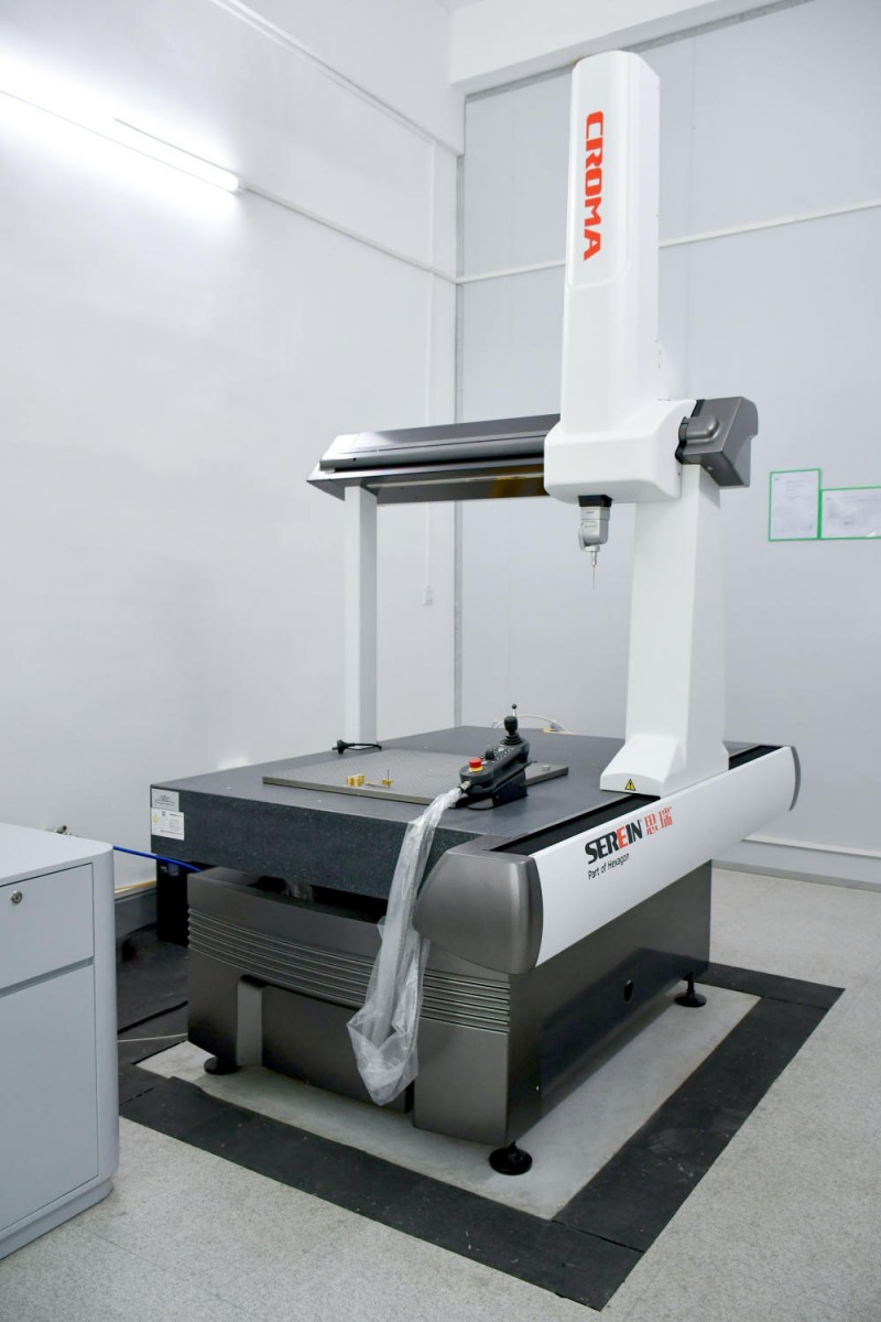 Sistem koordinat tiga dimensi